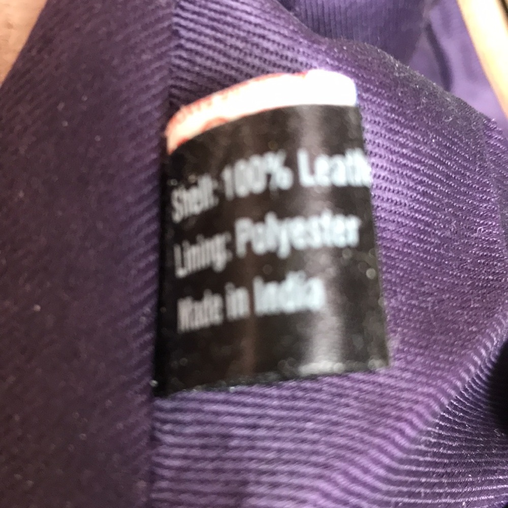 Genuine Leather - Picture 7 of 11